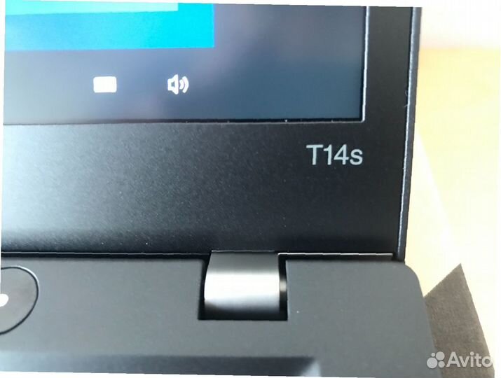 Ноутбук Lenovo ThinkPad T14s
