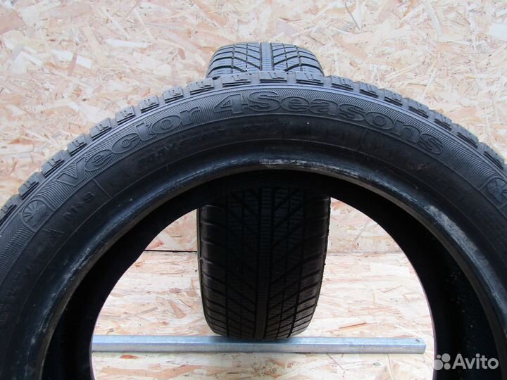 Goodyear Vector 4Seasons 205/50 R17