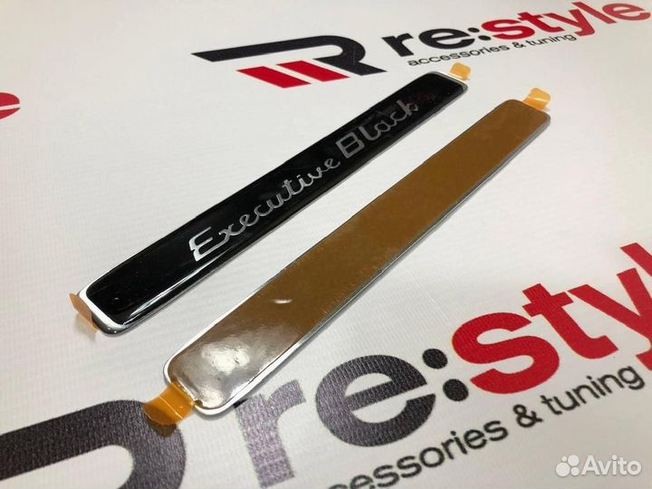 Эмблема Executive Black