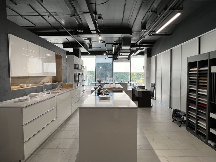 Торговая площадь, 228 м²