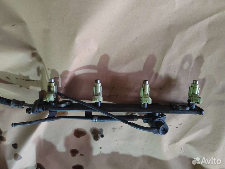 Топливная рампа 4g63