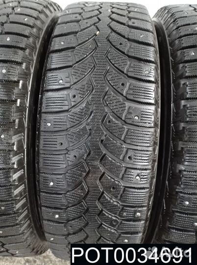 Bridgestone Blizzak Spike-01 215/70 R16 99P