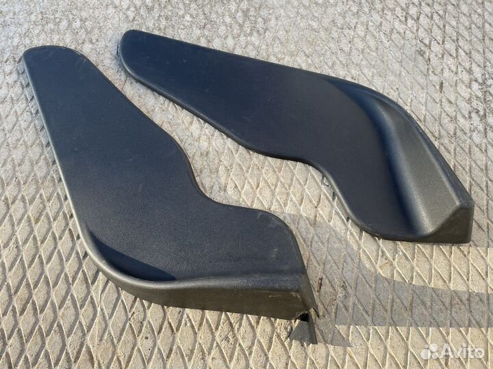 Сплиттер переднего бампера универсальный