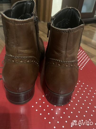 Ботинки женские