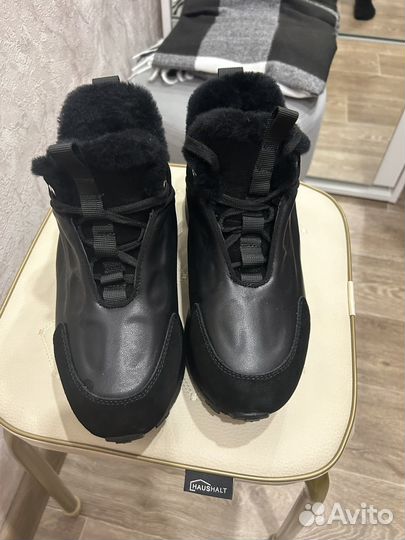 Кроссовки женские зимние 36