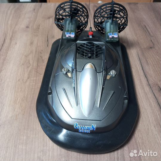 Модель катера на воздушной подушке, р/у