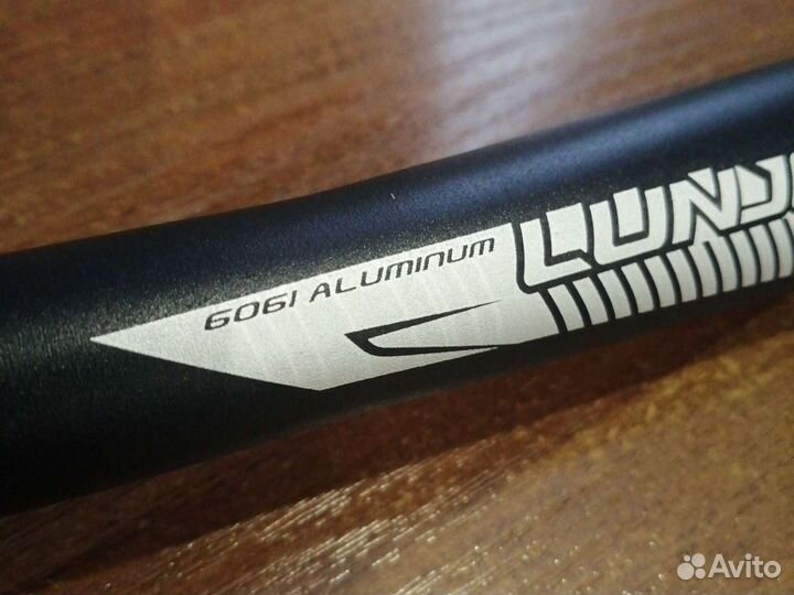 Руль для велосипеда 720