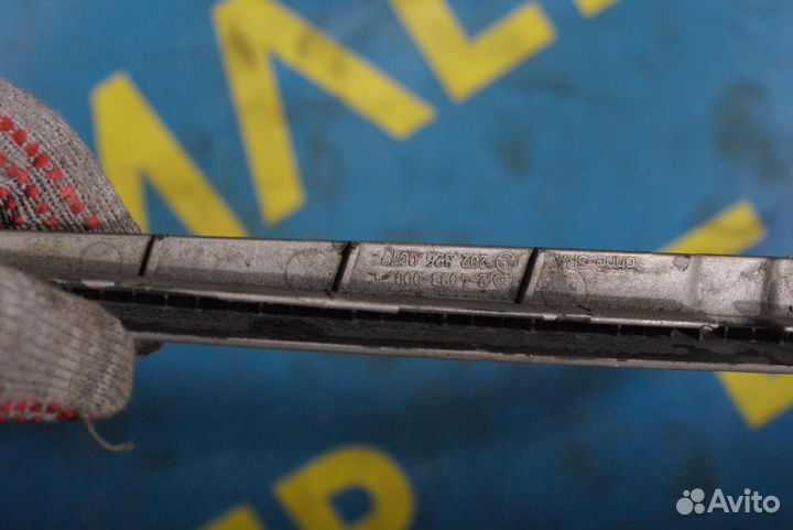 Ресничка фары Mercedes Benz W202