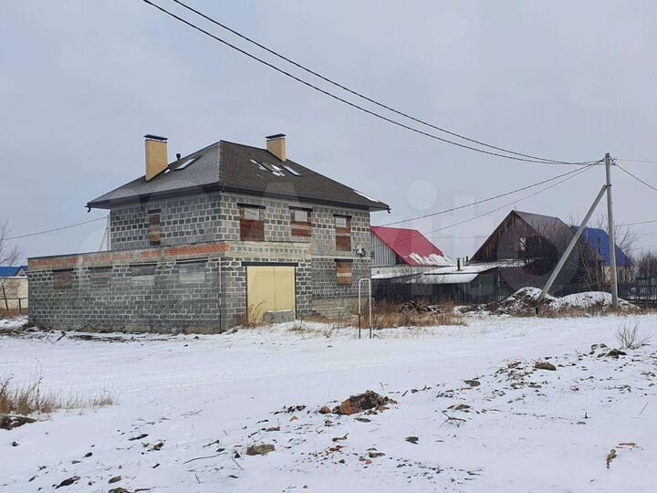 Дом 310 м² на участке 15 сот.