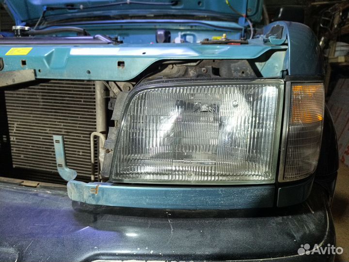 Стекло фары