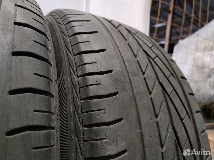 Goodyear Excellence 235/55 R17 99V