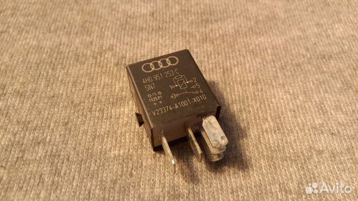 Реле Audi A4 B5 1998