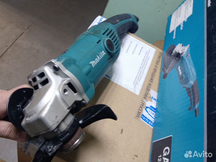 Ушм болгарка Makita GA5021