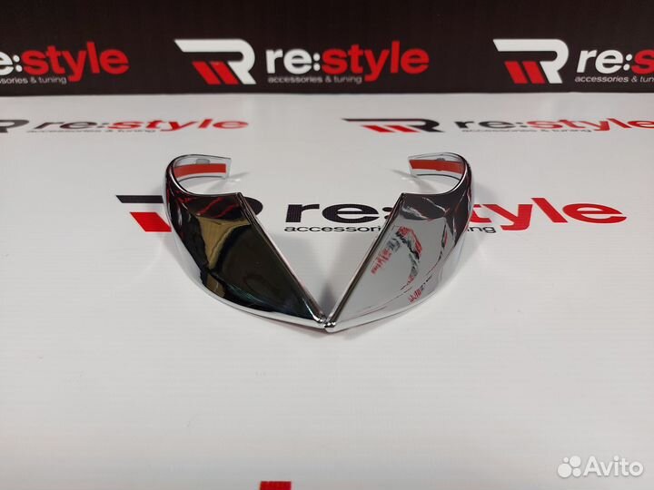 Накладки на зеркала Toyota Aqua 10 Хром Полоски