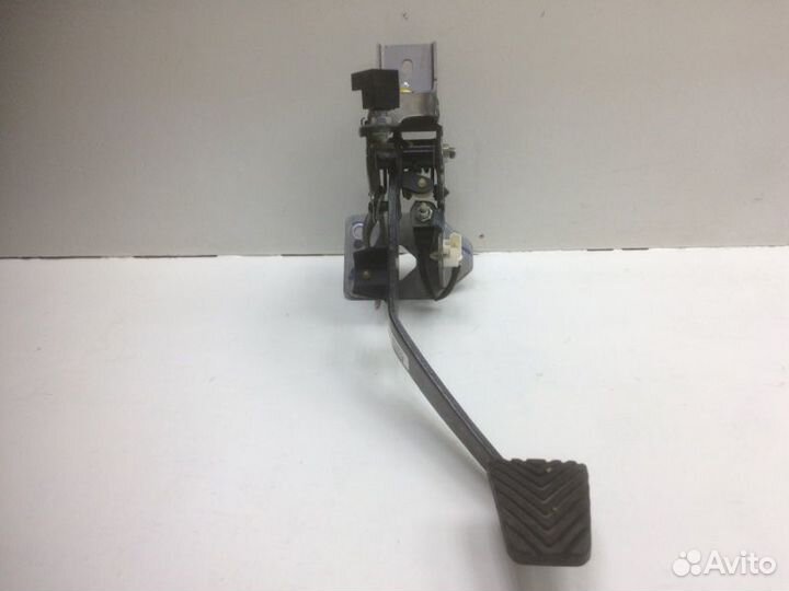 Педаль сцепления Hyundai Ix35 LM 2.0 2014