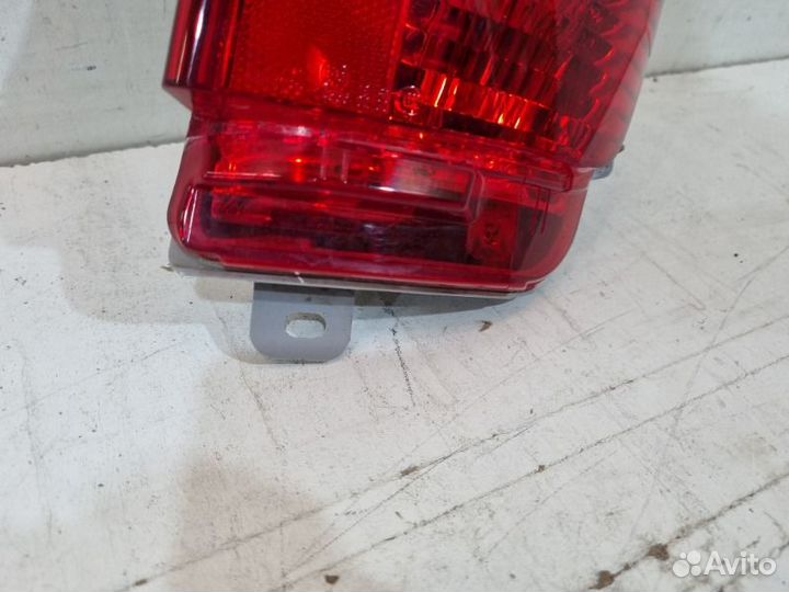Фонарь противотуманный задний правый Toyota Land