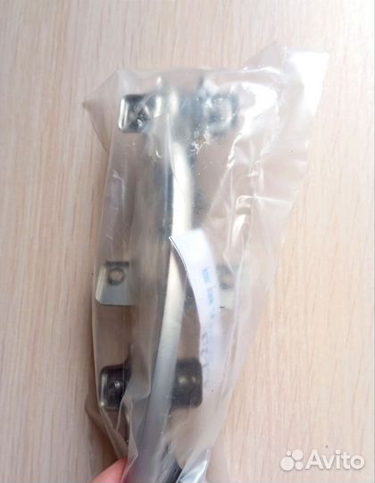 Набор мебельной фурнитуры: петли 2 шт и ручка 1 шт