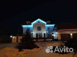 Новогоднее украшение домов гирляндами