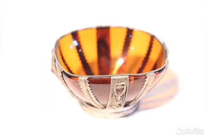 Конфетницы из цветного стекла