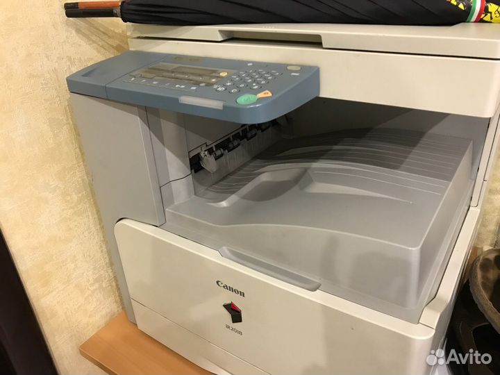 Мфу Принтер Копир canon iR2018 с крышкой(2113b002)