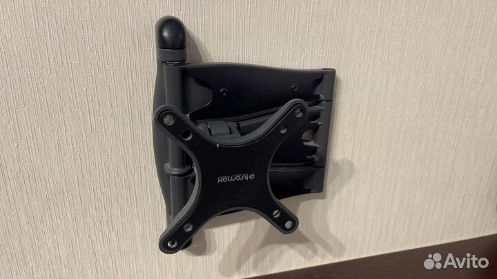 Кронштейн для монитора