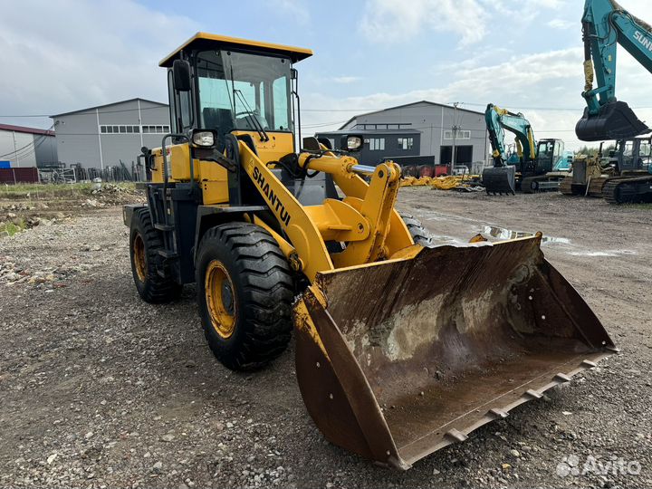 Фронтальный погрузчик Shantui SL30W, 2018