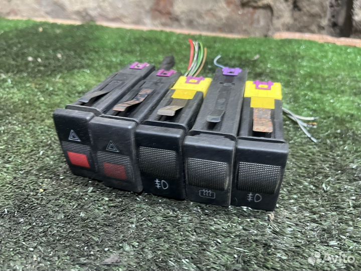 Кнопка аварийки Audi A4 B5 8d0941509c