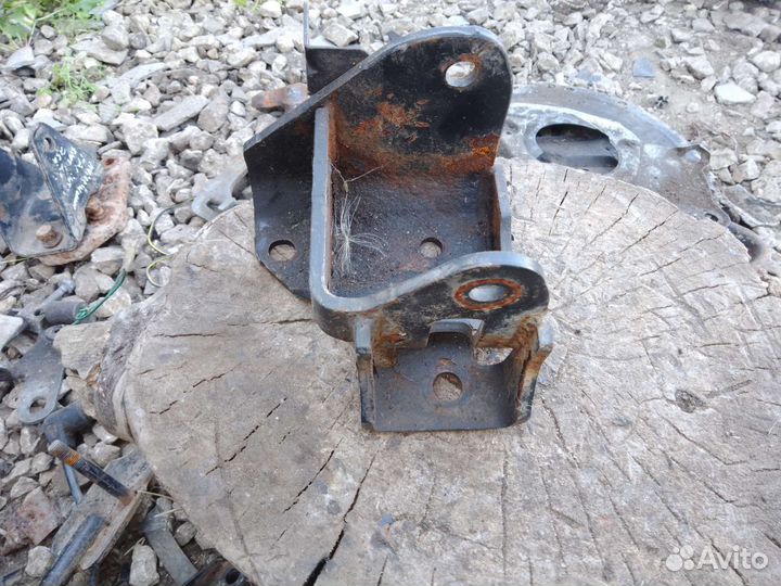 Кронштейн двигателя Hyundai getz