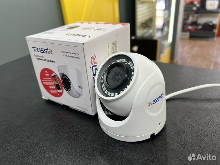 Камера Trassir TR-D8121IR2 V6 3.6 \ Новая