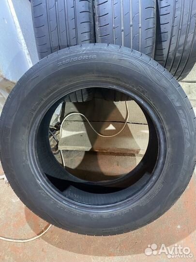 Nexen N'Fera SU1 215/60 R16 95