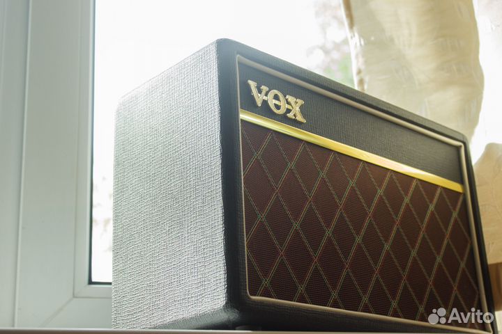 Комбик Vox pathfinder 10