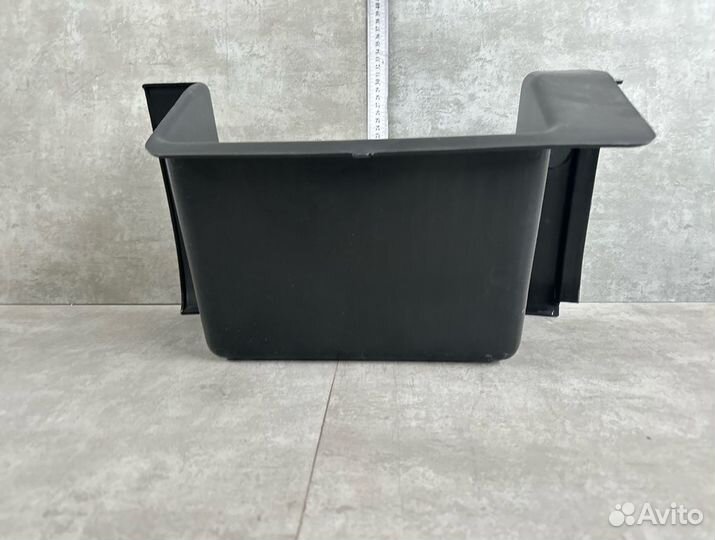 Подножка левая Volvo Fh12