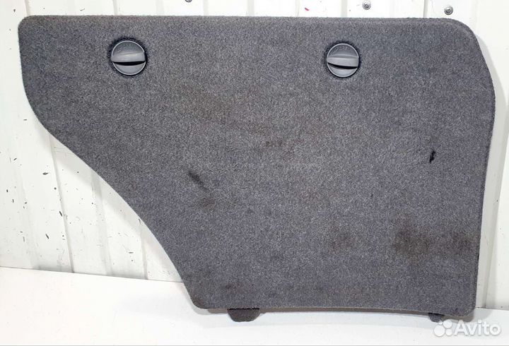 Крышка отсека в багажнике правая Mazda 6 GG унив