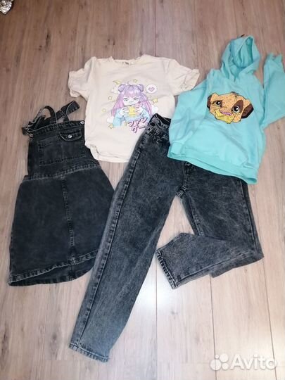 Одежда для девочки пакетом 146-152