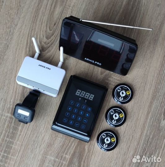 Кнопка вызова официанта комплект с часами и табло