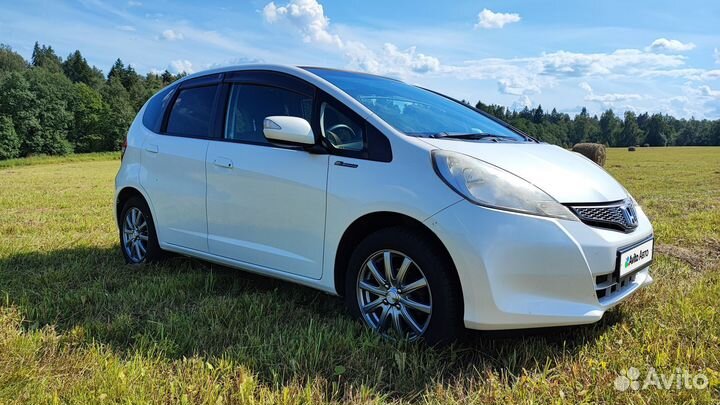 Honda Fit 1.3 CVT, 2011, 121 000 км