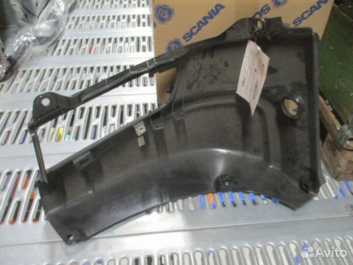 Облицовка угол бампера правая Скания 6 сер