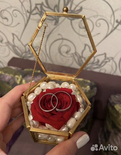 Шкатулка для обручальных колец