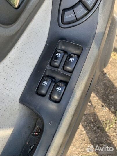 Блок стеклоподъемников Hyundai Santa Fe