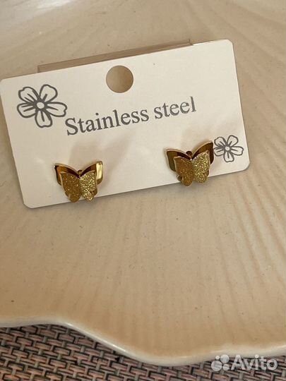 Серьги гвоздики