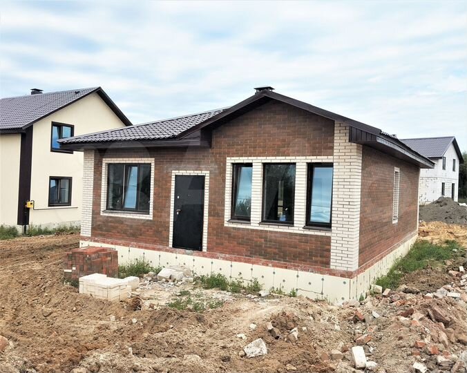 Дом 95 м² на участке 5 сот.