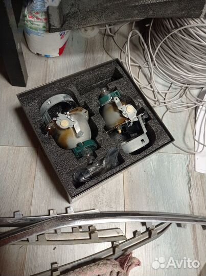 Линзы хела 2 классик с лампами и блоками розжига