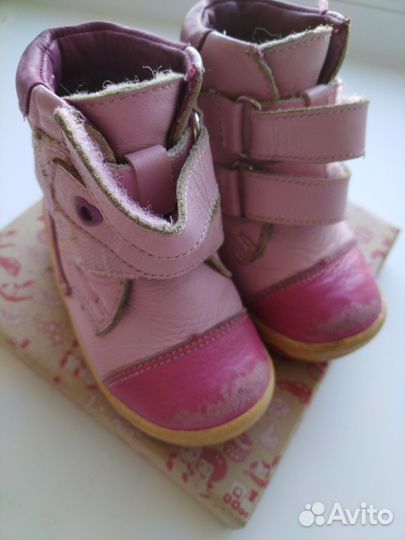 Ботинки на девочку