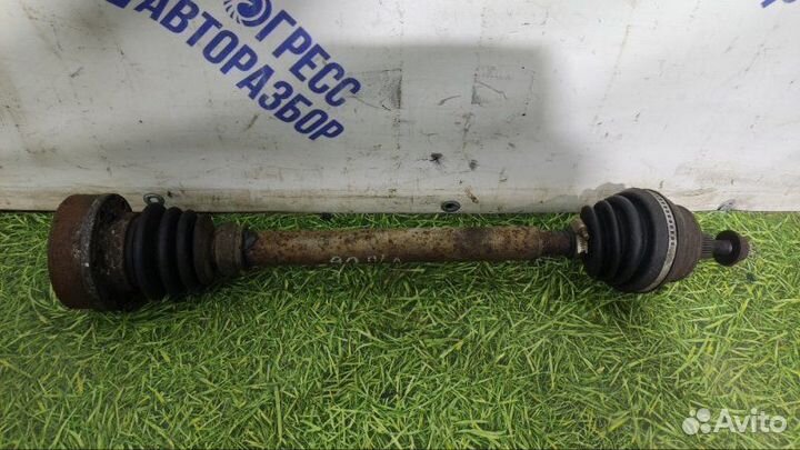 Привод передний левый Audi 80 седан 2.0 PM (90