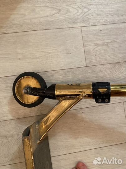 Трюкавой самокат Ride 858