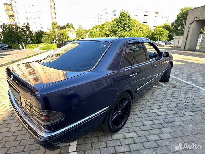 Mercedes-Benz E-класс 2.4 AT, 1998, 489 424 км