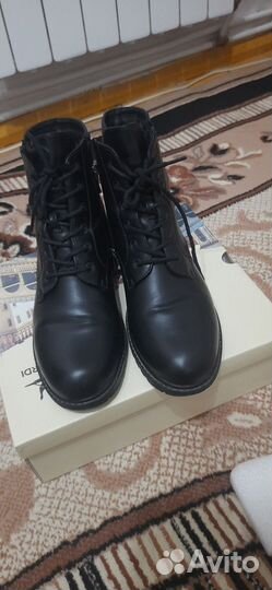 Ботинки женские зима-осень