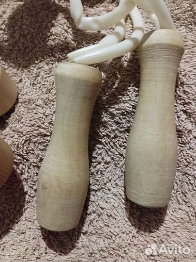 Роликовый ручной массажер для спины