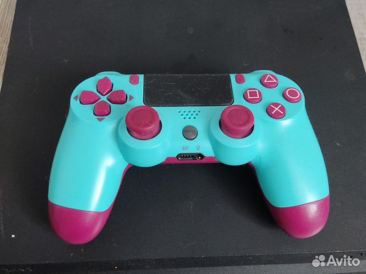 Sony PlayStation 4 1тв прошитая