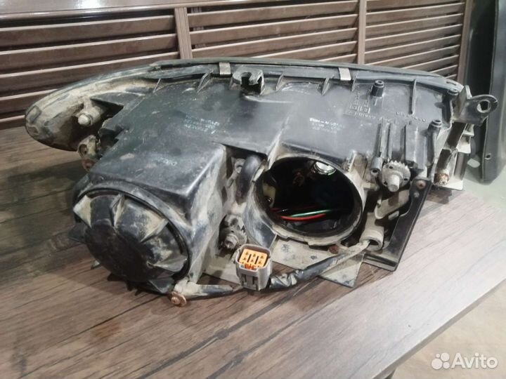 Фара mazda eunos 800